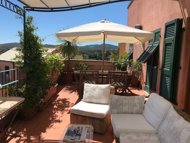 Attico Con Vista Spettacolare Cogoleto Villa Eksteriør billede