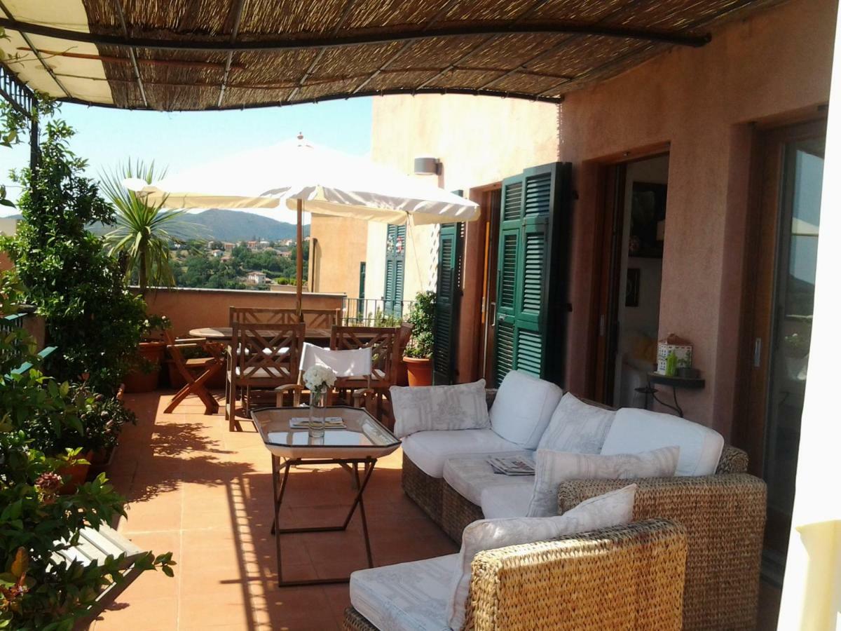 Attico Con Vista Spettacolare Cogoleto Villa Eksteriør billede